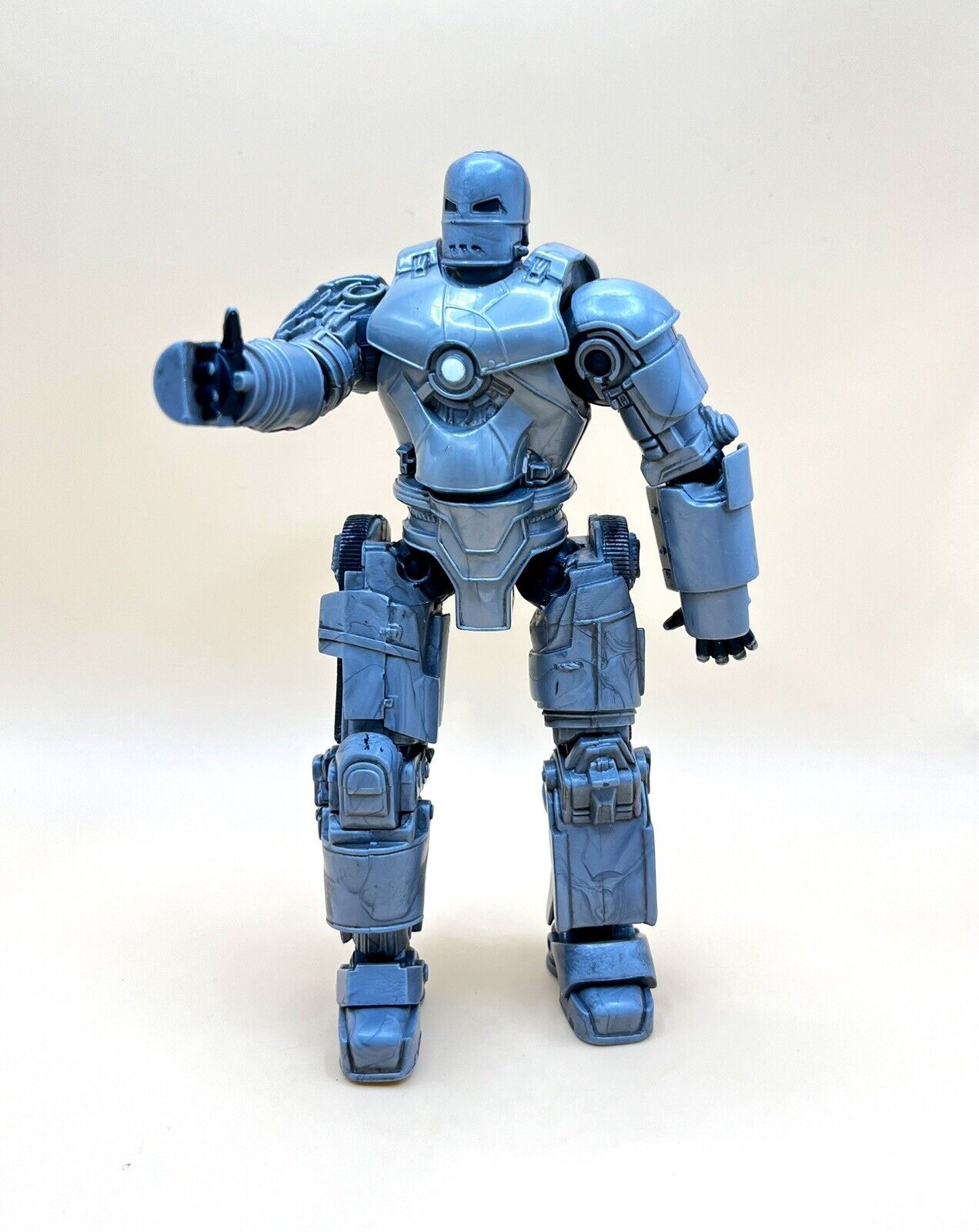 Marvel Legends Hasbro Avengers IRON MAN MK1 Mark 1 Figure. Dall’Italia!